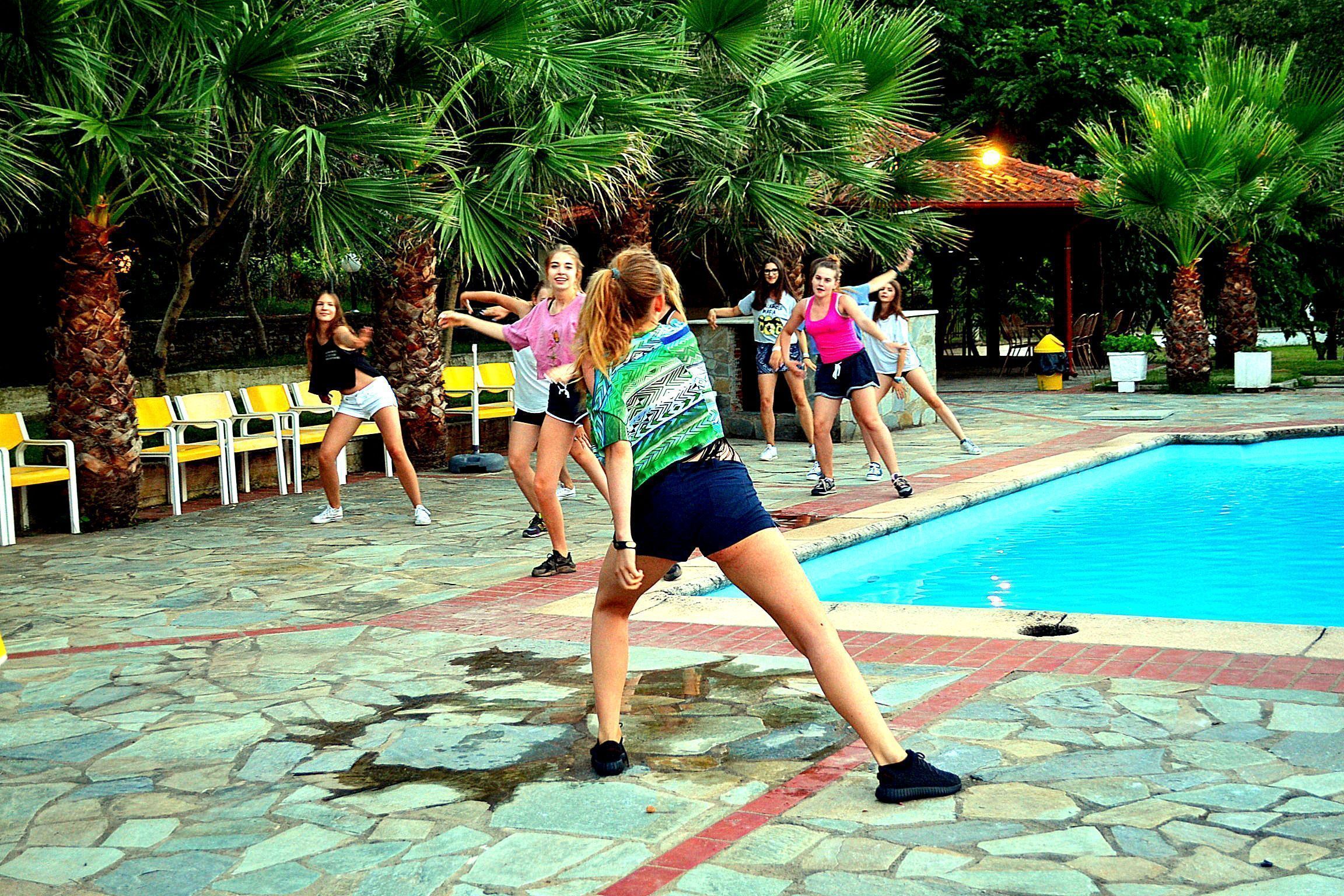 athina funclub obozy mlodziezowe grecja riwiera olimpijska hotel zolta strzala (8)