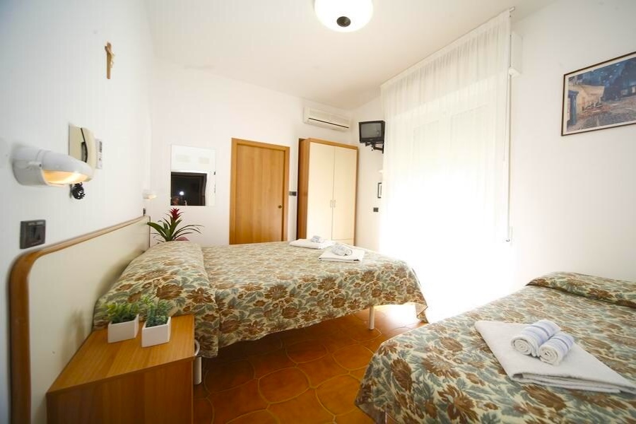 hotel zurigo rimini funclub41